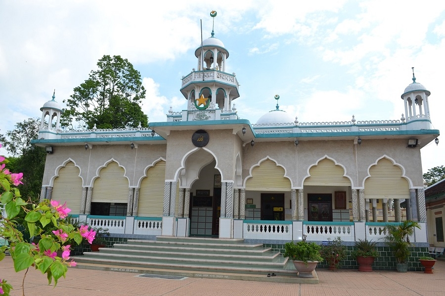 Thánh đường của cộng đồng Hồi giáo Chăm Islam ở xã Châu Phong, thị xã Tân Châu (An Giang).