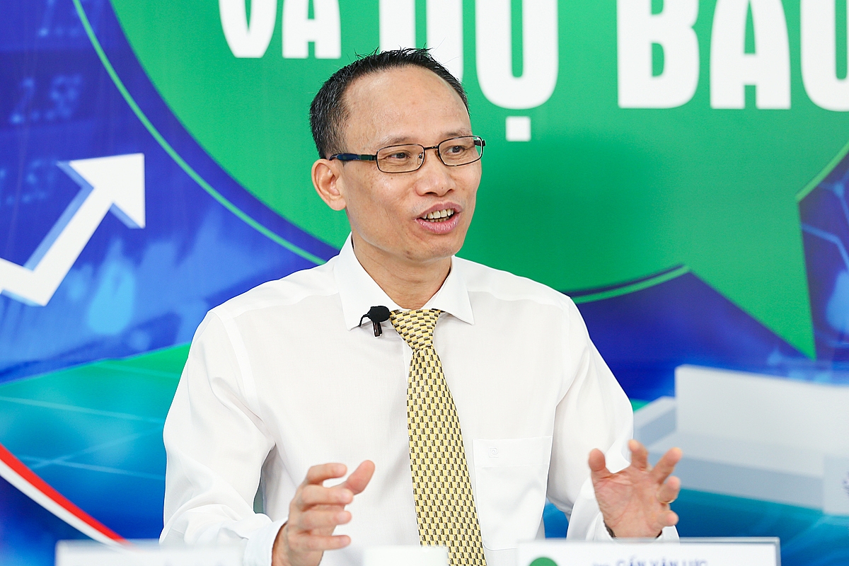 TS. Cấn Văn Lực