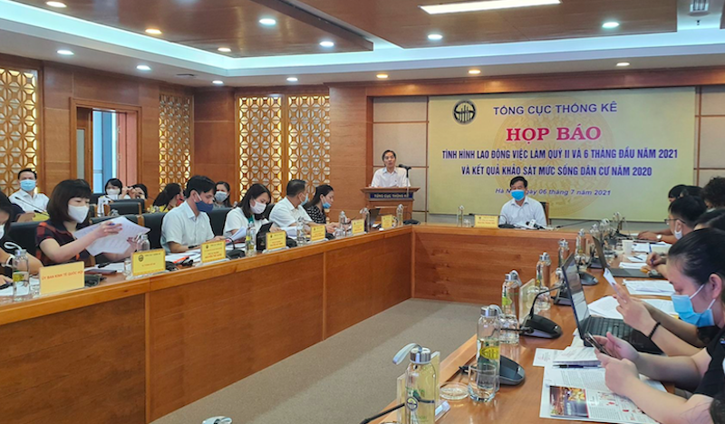Tổng cục Thống kê họp báo công bố tình hình lao động, việc làm quý II và 6 tháng đầu năm 2021.