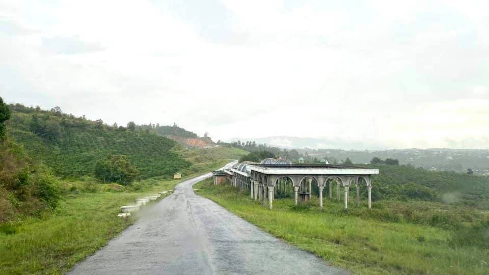 Sở Tài nguyên và Môi trường tỉnh Lâm Đồng cho biết, Sở đã đề xuất thu hồi tuy nhiên chủ đầu tư đang xin cấp cho tiếp tục đầu tư.