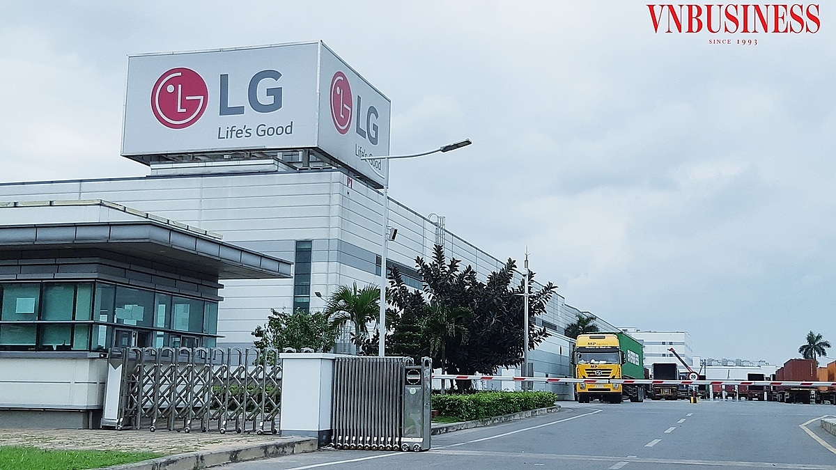 Các nhà máy trong KCN Tràng Duệ thực hiện nghiêm túc các chỉ đạo của thành phố và BQL KKT Hải Phòng trong phòng chống dịch Covid-19