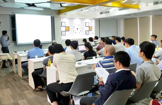 Nhà đầu tư F0 nên đi học các khoá học nghiêm túc, chương trình dạy học có hệ thống cơ bản.