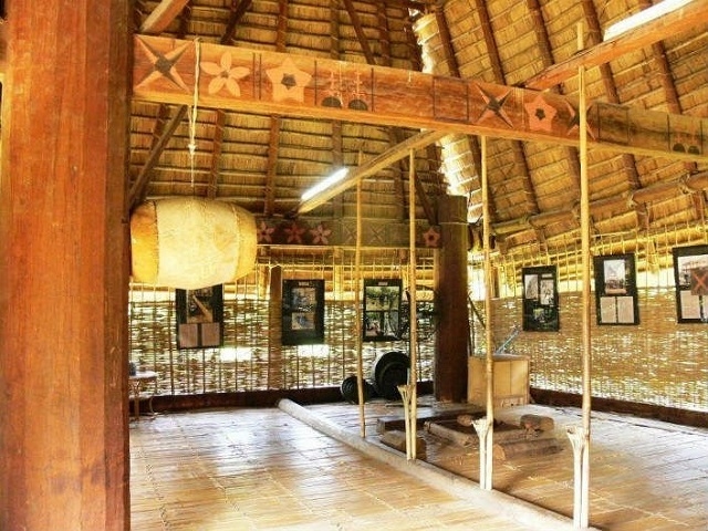 Bên trong một nhà Rông Tây Nguyên (Ảnh: TL)
