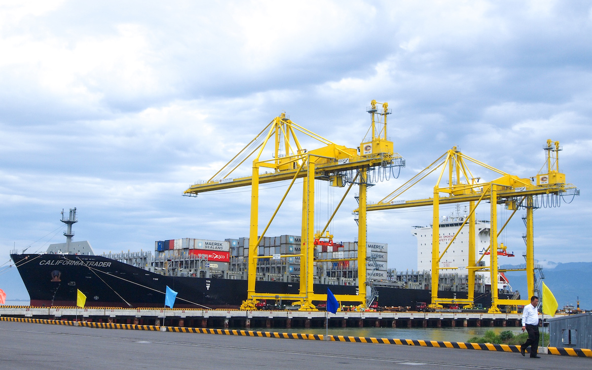 Chi phí logistics của Việt Nam cao hơn rất nhiều so với các nước khác.