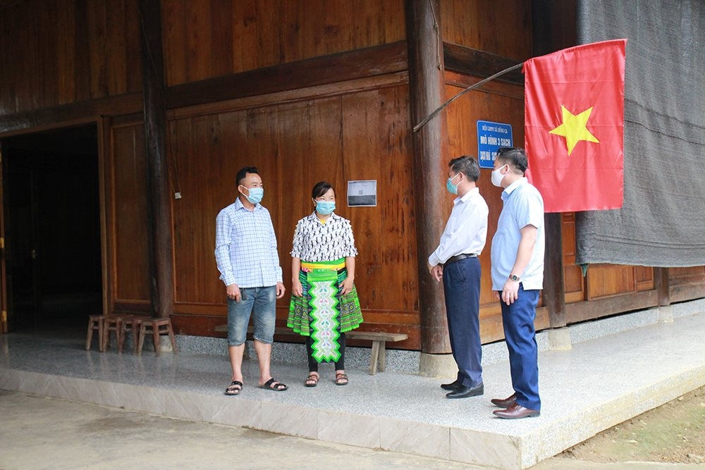 Cuộc sống của người dân tộc thiểu số ở Hồng Ca ngày càng khấm khá.