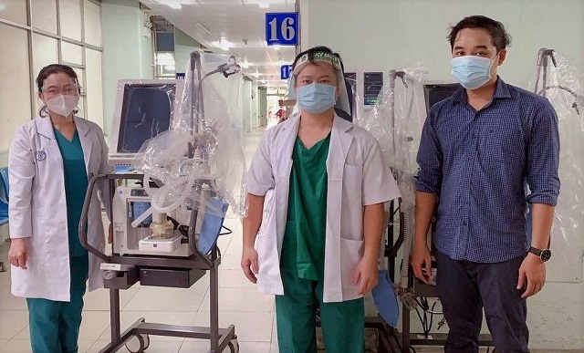 31 máy thở hiện đại do VPBank tài trợ đã được bàn giao cho các bệnh viện tại TPHCM và Long An ngay trong 2 ngày 19 - 20.7