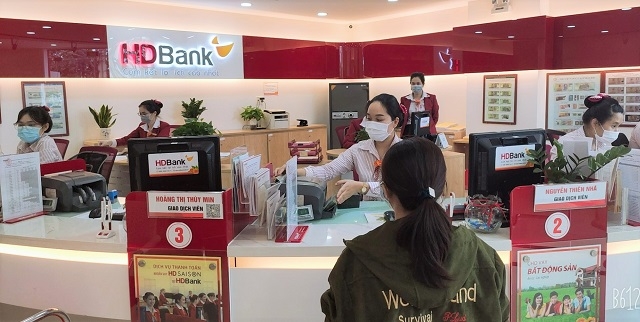 HDBank triển khai loạt chương trình ưu đãi giảm lãi suất vay.
