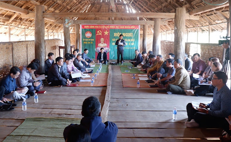 Nhờ vào việc đẩy mạnh tuyên truyền của chính quyền địa phương đã giúp đồng bào thiểu số ở xã Đăk Tờ Re không còn theo tà đạo Hà Mòn.