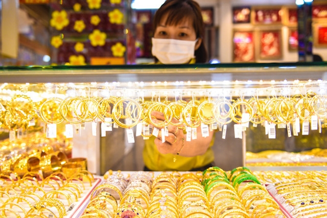 Giao dịch trên thị trường vàng ảm đạm do ảnh hưởng dịch Covid-19. (Ảnh: Int).