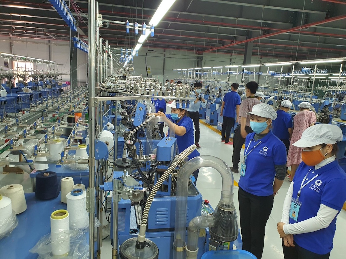 Đợt dịch bùng phát lần thứ 4 đang tác động nghiêm trọng tới hoạt động của các khu công nghiệp.