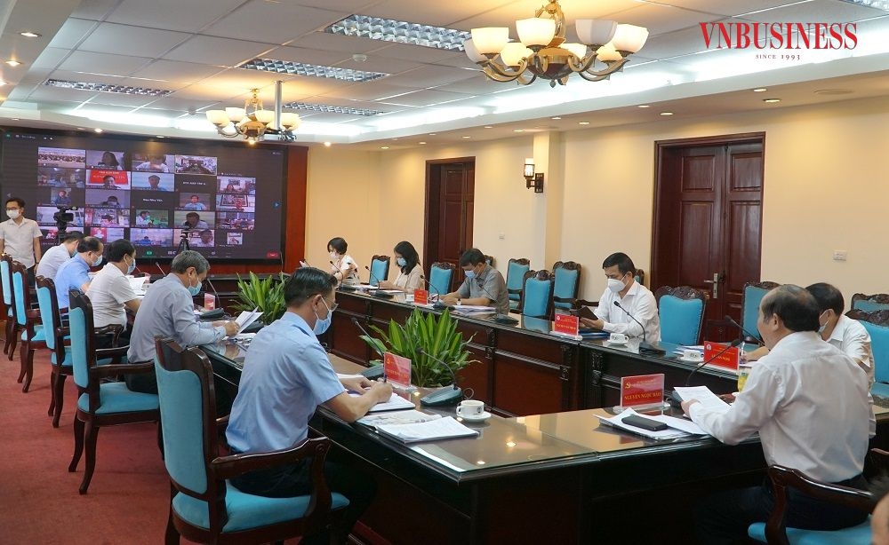 Các đại biểu tham dự Hội nghị cho rằng, việc hỗ trợ các HTX là rất cần thiết trong thời gian này.