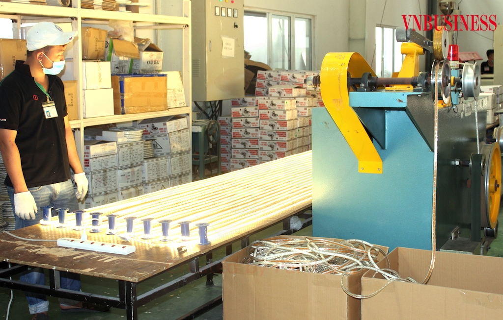 Các DN hy vọng dịch Covid-19 đợt 4 sớm được đẩy lùi để phát triển sản xuất, đáp ứng các đơn hàng trong 5 tháng cuối năm 2021.