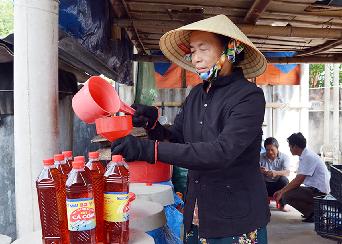 Huyện Bố Trạch chủ trương phát huy hiệu quả các làng nghề nhằm nâng cao thu nhập cho người dân nông thôn (Ảnh TL).