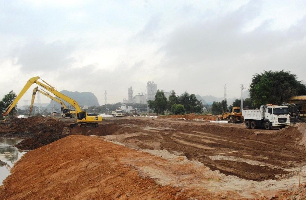 Dự án cao tốc Mai Sơn-QL45 đang tăng tốc thi công tại 5 gói thầu trên toàn tuyến.