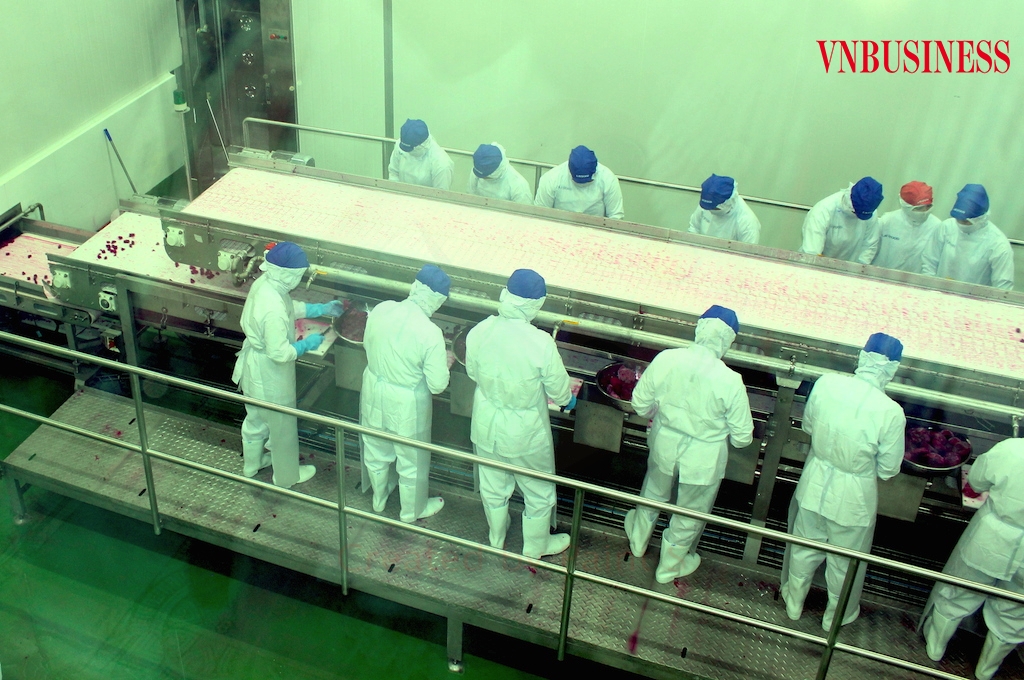 Việc “giải cứu” nông sản giữa đại dịch Covid-19 đợt 4 đang trông chờ nâng cao năng lực chế biến sâu và mở rộng hệ thống kho trữ lạnh.