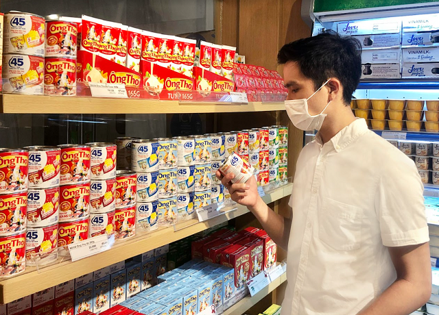 Sữa đặc Ông Thọ với nhiều dòng sản phẩm, bao bì đa dạng đáp ứng mọi nhu cầu của người tiêu dùng ở khắp nơi.