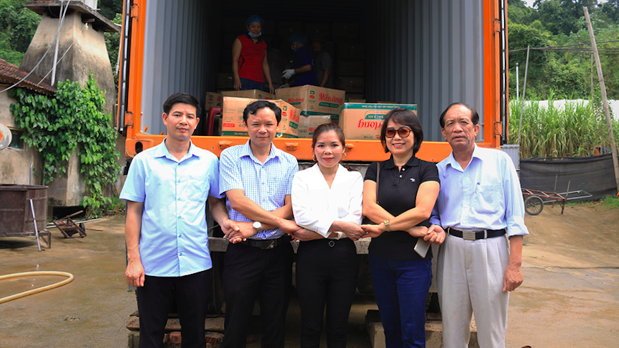 HTX Tài Hoan, xã Côn Minh, huyện Na Rì đã xuất khẩu miến dong đợt 2 sang thị trường châu Âu với sản lượng 10,5 tấn.