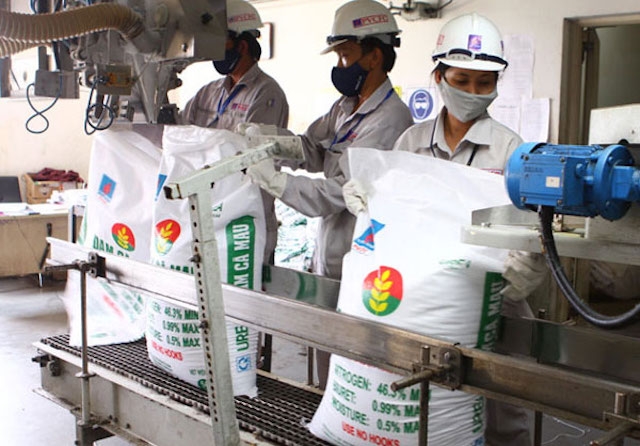 Cục Bảo vệ thực vật khẳng định không có chuyện đầu cơ, tích trữ đẩy giá phân bón lên cao.