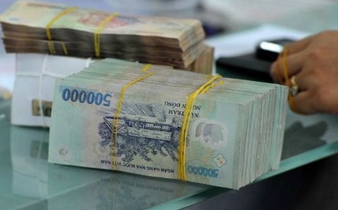 Định kỳ hằng tháng (ngày cuối tháng), các ngân hàng phải báo cáo kết quả triển khai thực hiện giảm lãi suất về Ngân hàng Nhà nước.