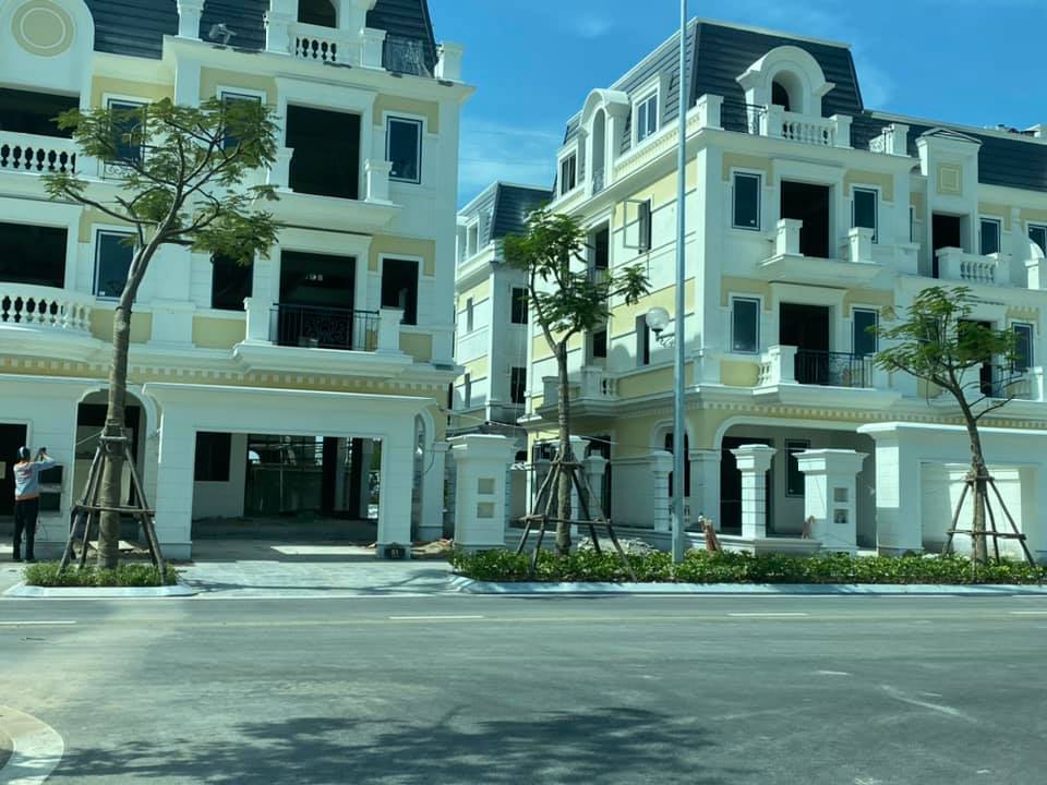 Nhiều chuyên gia và nhà đầu tư kỳ vọng sốt đất sẽ quay trở lại vào cuối năm