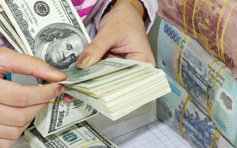 Tiền gửi vượt dự trữ bắt buộc bằng ngoại tệ giảm từ 0,05% về 0% từ ngày 1/9 tới.