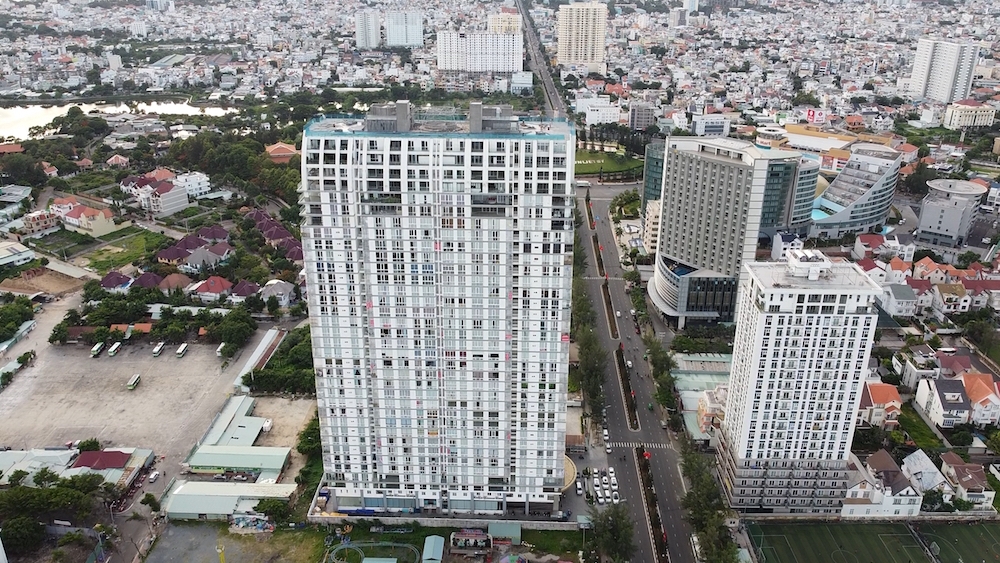 Trước thực trạng khách hàng mua chung cư được sở hữu condotel, Cục Cạnh tranh và Bảo vệ người tiêu dùng đã khuyến cáo người dân mua nhà cần tìm hiểu kỹ hợp đồng và phù hợp với pháp lý (Ảnh: TL)