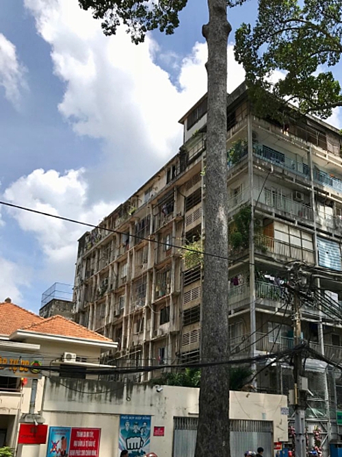 Nghị định số 69/2021/NĐ-CP ban hành ngày 15/07/2021 của Chính phủ về cải tạo, xây dựng lại nhà chung cư có hiệu lực từ 1/9/2021.