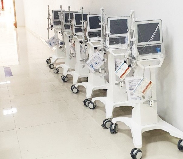 34 máy thở xâm lấn chức năng cao mà TH trao tặng tới ngành y tế sẽ góp phần điều trị tích cực và cứu sống các bệnh nhân Covid-19 nặng.