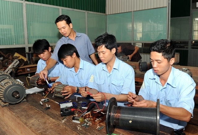Một số mô hình đào tạo nghề đã đạt được kết quả bước đầu rất quan trọng. (Ảnh TL)