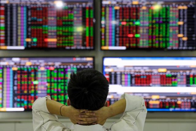 Bên cạnh những nhận định tươi sáng về cổ phiếu chứng khoán vẫn có những khuyến nghị cẩn trọng.