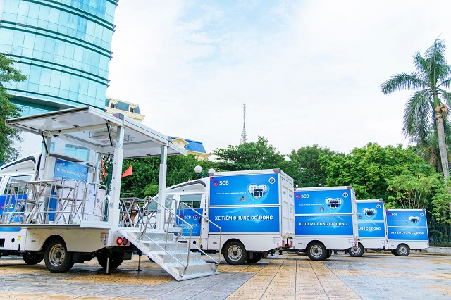 Hình ảnh 5 xe xét nghiệm.