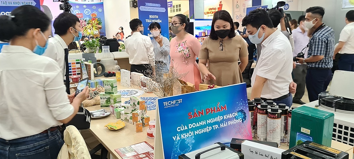 Sảnh của Triển lãm giới thiệu sản phẩm.