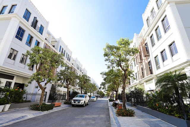 Bộ Xây dựng đã chỉ ra một số hạn chế trong hoạt động môi giới BĐS và cần siết lại nội dung này trong dự thảo sửa đổi Luật Kinh doanh BĐS năm 2014 (Ảnh: TL)