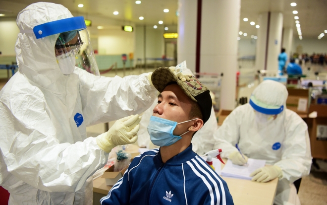 Sau 24 giờ xuất hiện F0, phân xưởng của doanh nghiệp được phép hoạt động trở lại (Ảnh minh họa: Int)