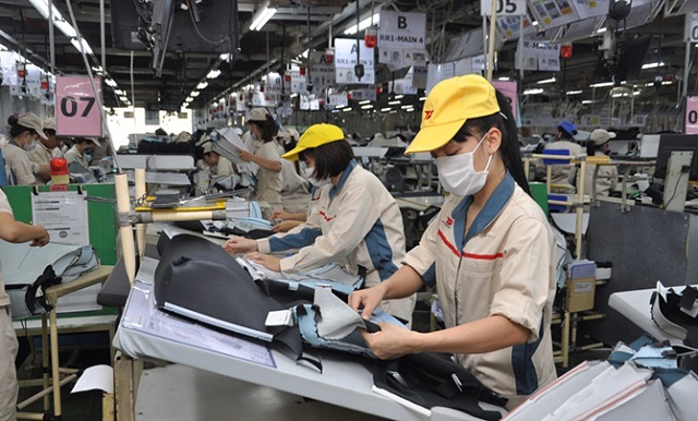 Để hoạt động sản xuất được khôi phục các bộ, ngành, địa phương cần tập trung vào nhóm giải pháp hỗ trợ khó khăn cho doanh nghiệp, người lao động. (Ảnh TL)