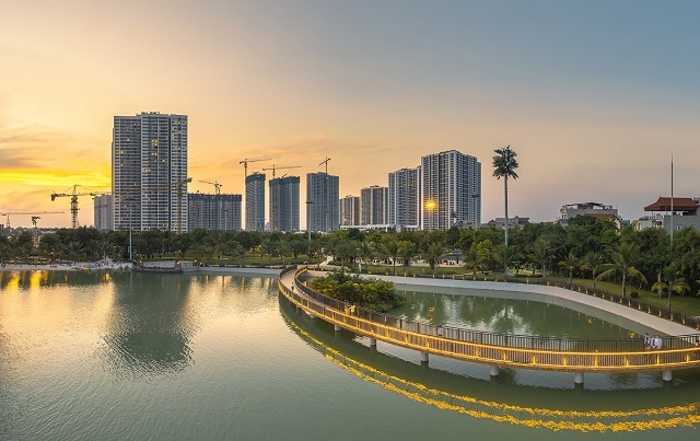 Một góc hoàng hôn của Vinhomes Smart City.