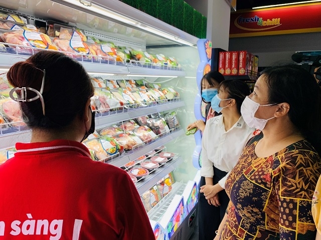 Fresh & Chill mang đến các mặt hàng đáp ứng tiêu chí Tươi ngon Thượng hạng. Các món sơ chế và chế biến sẵn mang thương hiệu HiFresh được nhiều khách hàng quan tâm vì tính tiện lợi, dễ chế biến.