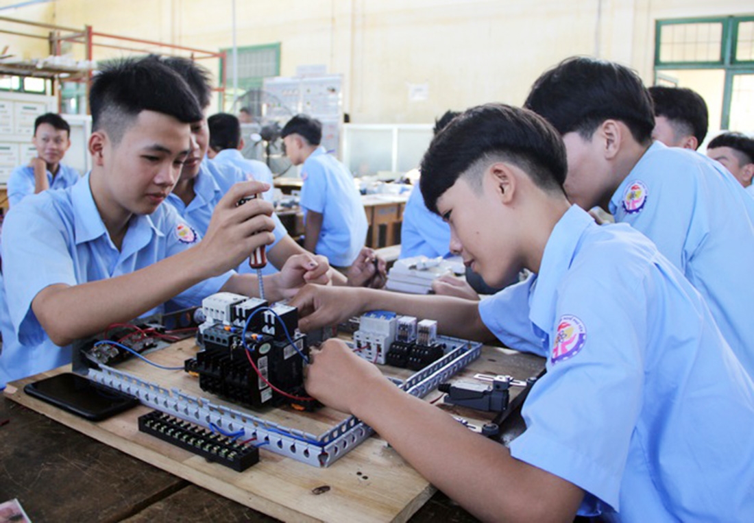 Liên kết 3 bên Nhà nước, nhà trường và doanh nghiệp là cơ sở để nâng cao chất lượng giáo dục nghề nghiệp.