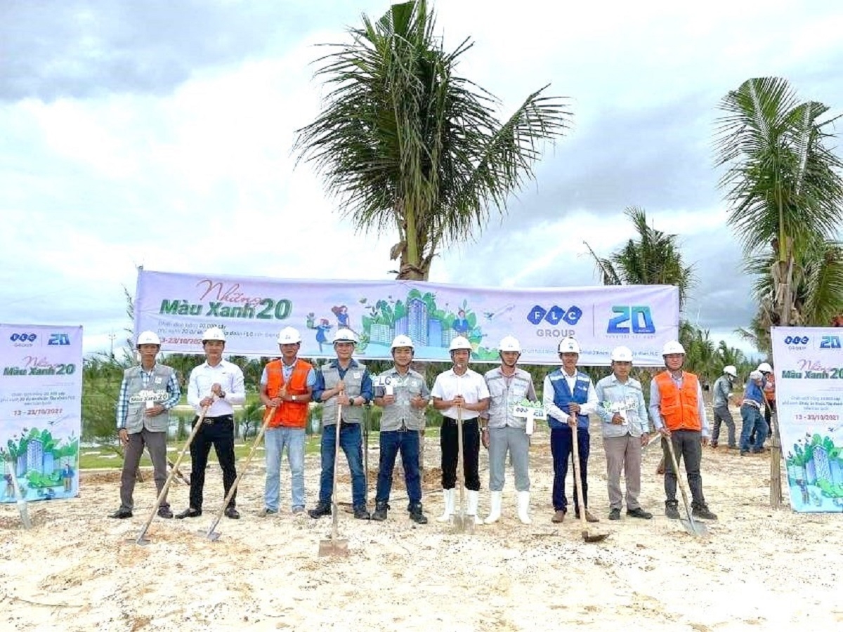 Hoạt động trồng cây được triển khai tại FLC Quảng Bình hưởng ứng chương trình “Những màu xanh 20” của Tập đoàn