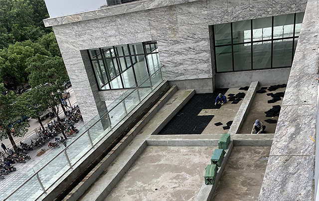 Chủ đầu tư chung cư Phương Đông Green Park đang khẩn trương hoàn thiện nốt cơ sở hạ tầng và pháp lý để đón cư dân về ở theo đúng quy định.