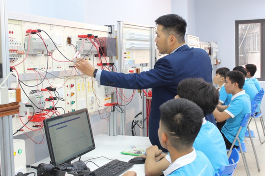 Đào tạo theo chuẩn quốc tế giúp sinh viên trường nghề nâng cao trình độ, tăng cơ hội việc làm.