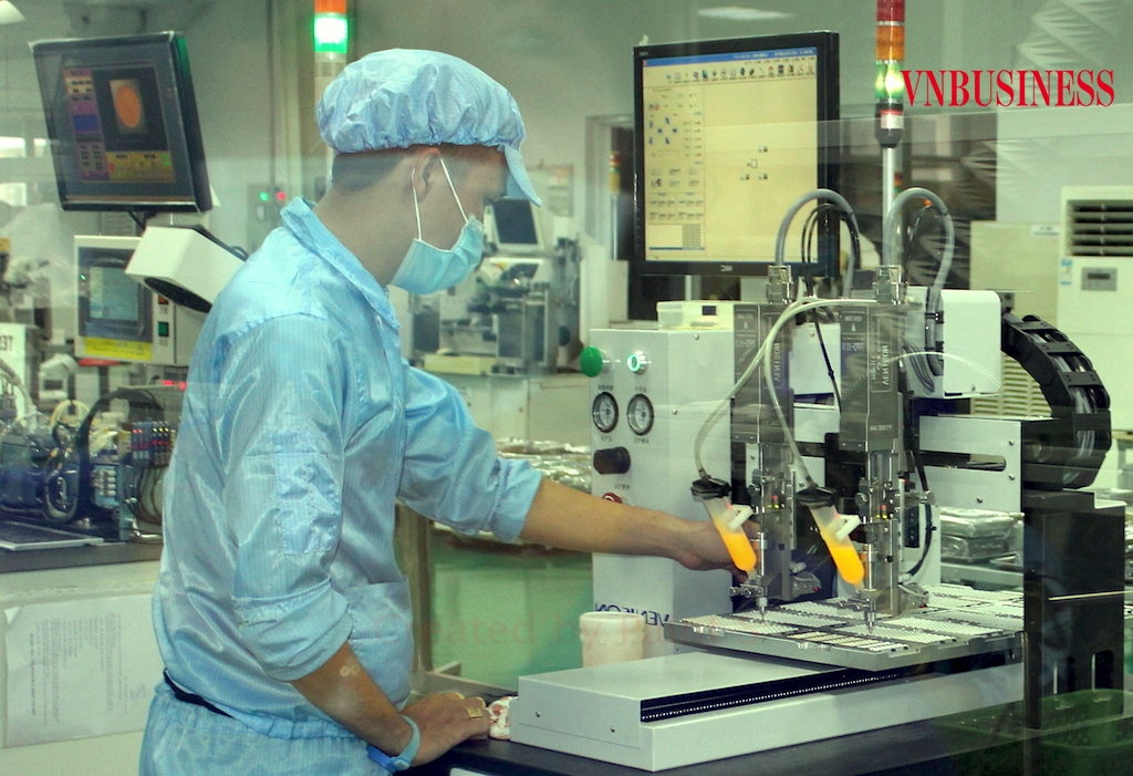 Trong bình thường mới, việc đưa các DN nhỏ, siêu nhỏ bước vào “guồng máy” số hoá sẽ giúp hồi phục tốt hơn.