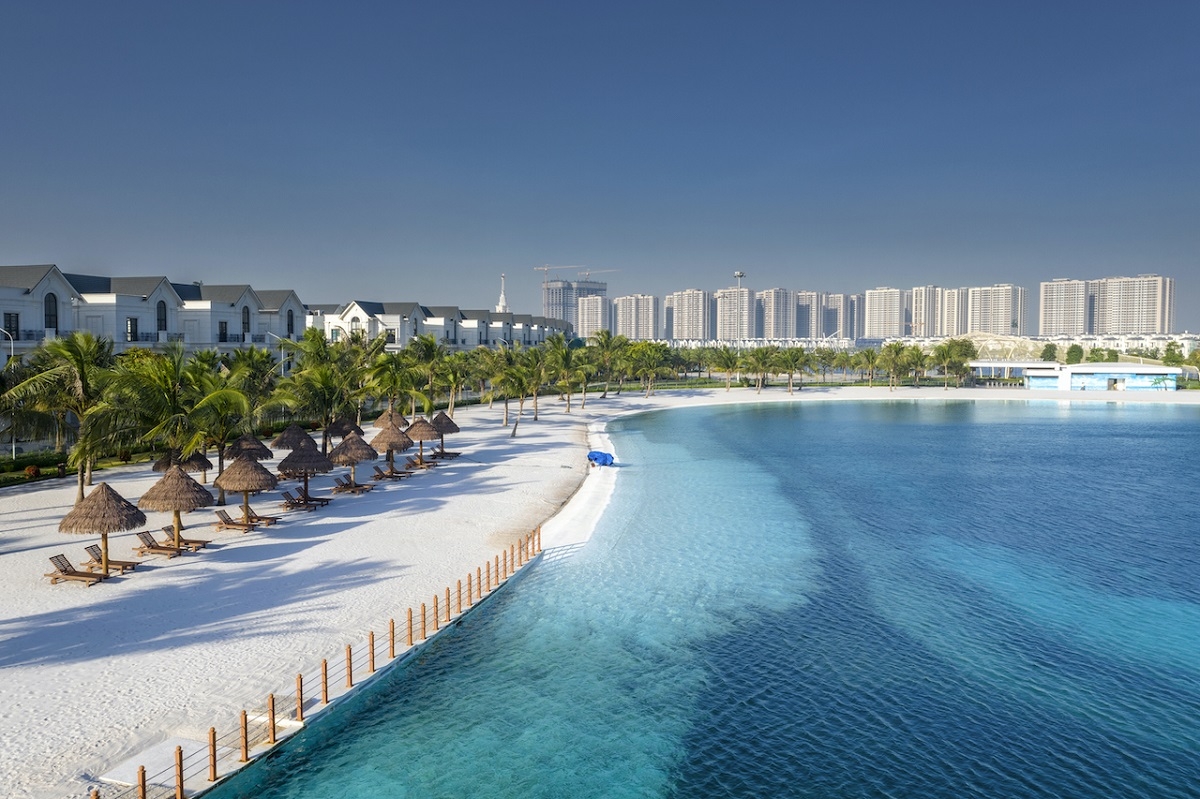 Thế giới nghỉ dưỡng 365 ngày tại thành phố biển hồ.