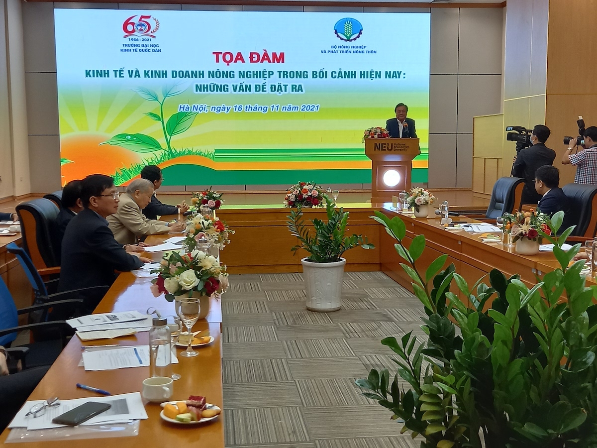 Bộ trưởng Bộ Nông nghiệp và Phát triển Nông thôn Lê Minh Hoan phát biểu tại toạ đàm.