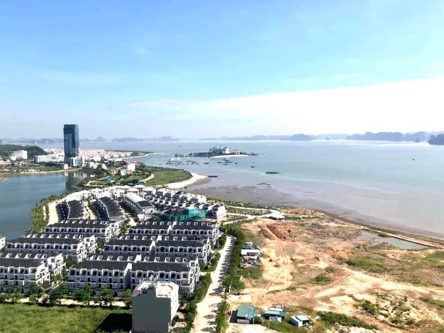 Việc chưa có quy định người nước ngoài sở hữu bất động sản du lịch nghỉ dưỡng cũng là một trong những điểm nghẽn pháp lý.