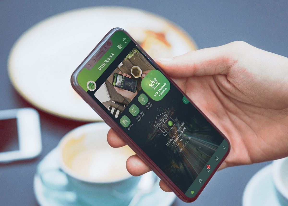 Vietcombank ra mắt chương trình khách hàng thân thiết VCB Rewards.