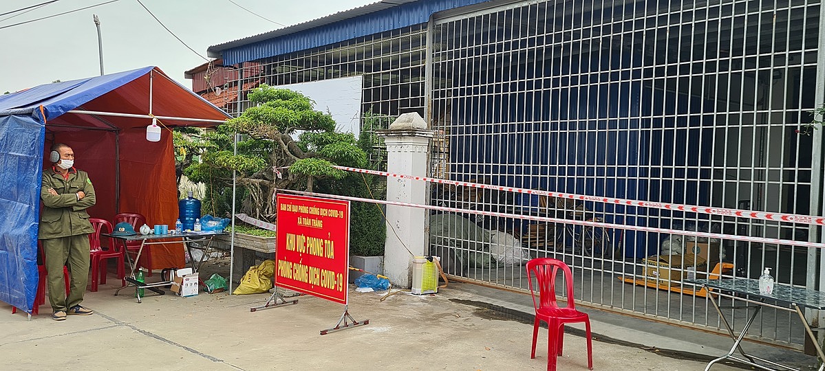 Một cơ sở sản xuất tại huyện Tiên Lãng bị tạm thời phong tỏa.