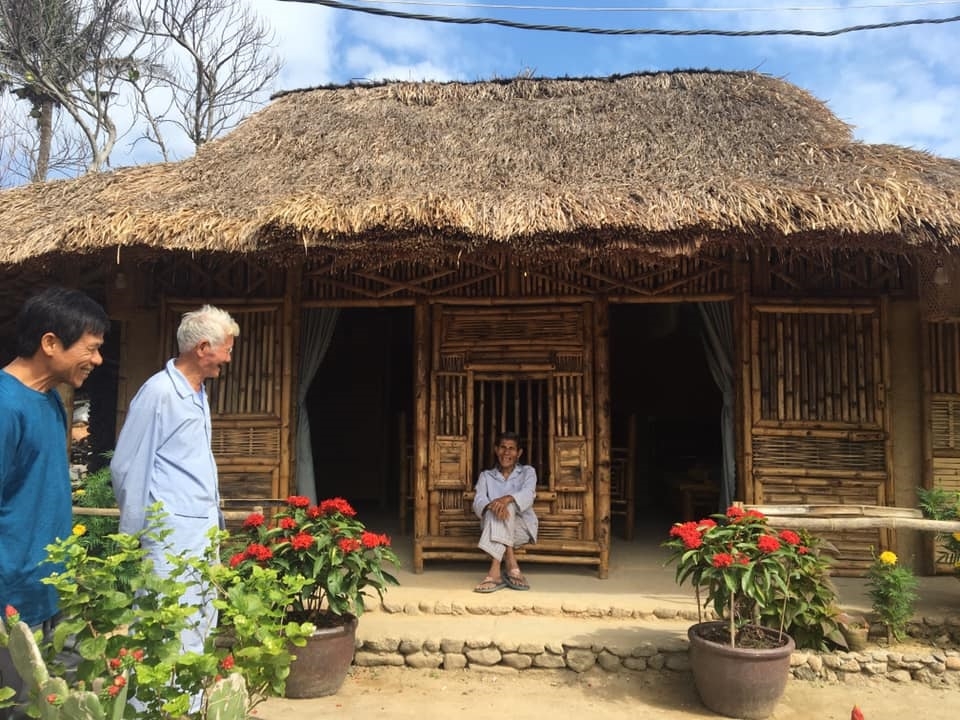 Những ngôi nhà tranh vách đất ở “Công viên di sản làng Gò Cỏ” đã trở thành điểm đến hấp dẫn du khách.