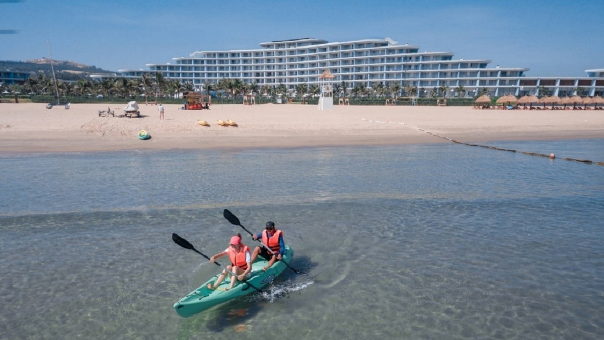 Quy Nhơn sở hữu nhiều điều kiện thuận lợi để tổ chức mô hình nghỉ dưỡng biệt lập, du lịch nhóm nhỏ phù hợp xu hướng “bình thường mới” (Ảnh: FLC Quy Nhơn).