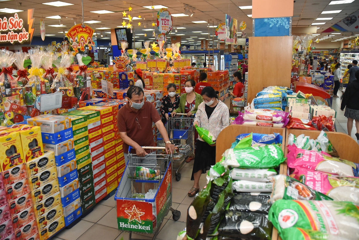 Nhiều doanh nghiệp cân nhắc việc tăng giá bán hàng thực phẩm do chi phí đầu vào tăng mạnh.